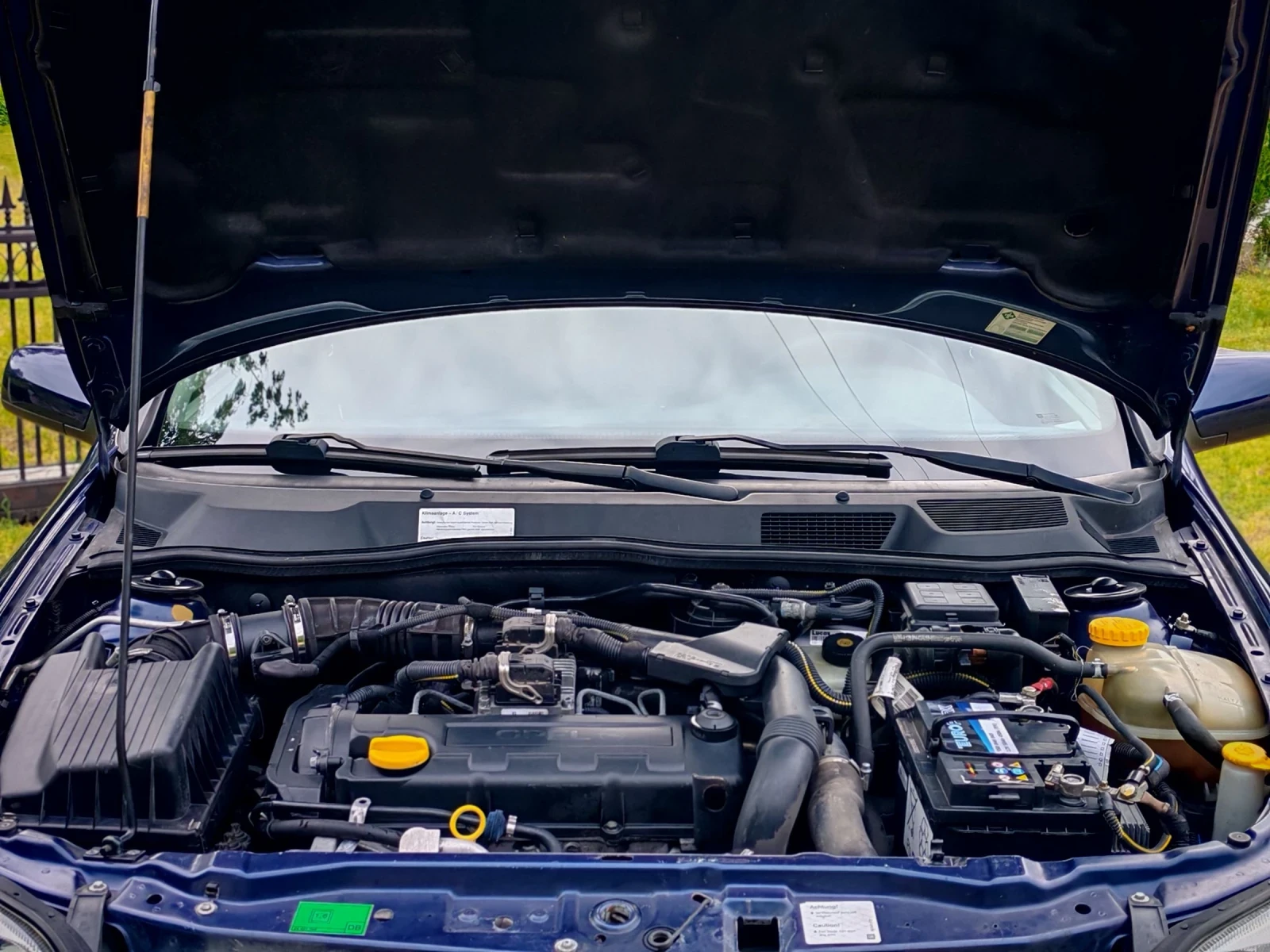 Opel Astra 1.7CDTI(80)* КЛИМАТИК* НОВ ВНОС* , снимка 16 - Автомобили и джипове - 54597944