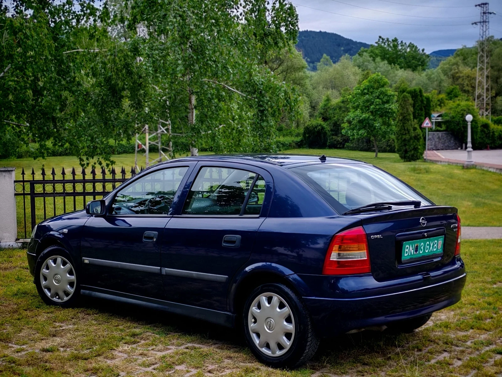 Opel Astra 1.7CDTI(80)* КЛИМАТИК* НОВ ВНОС* , снимка 4 - Автомобили и джипове - 54597944