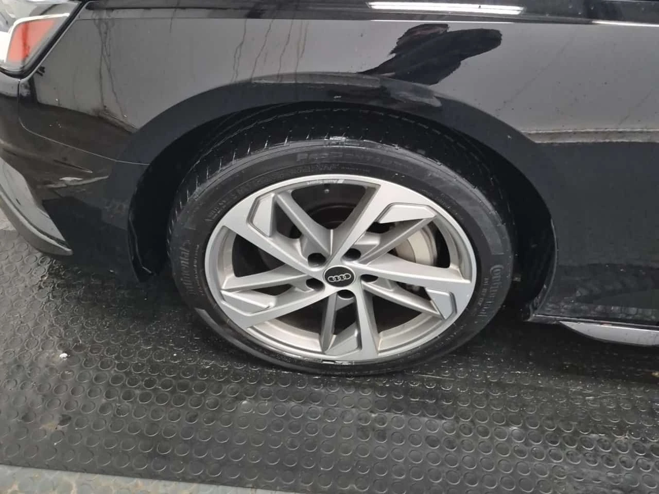 Audi A4 * KOMFORT * ДИСТРОНИК * 2 КЛЮЧА * ПОДГРЕВ, снимка 6 - Автомобили и джипове - 54612096