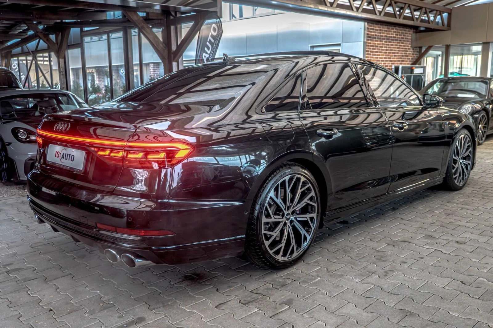 Audi S8 4.0TFSI/Bang&Olufsen/Обдухване/Камера360/HuD/Laser, снимка 7 - Автомобили и джипове - 54758337