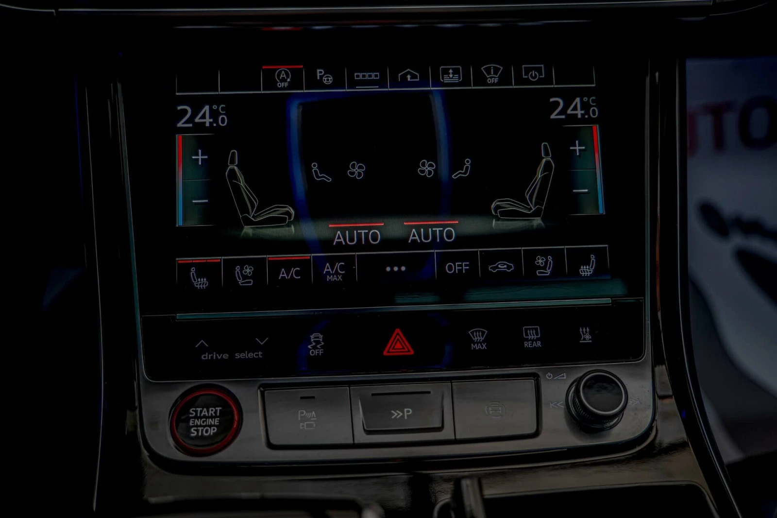 Audi S8 4.0TFSI/Bang&Olufsen/Обдухване/Камера360/HuD/Laser, снимка 11 - Автомобили и джипове - 54758337