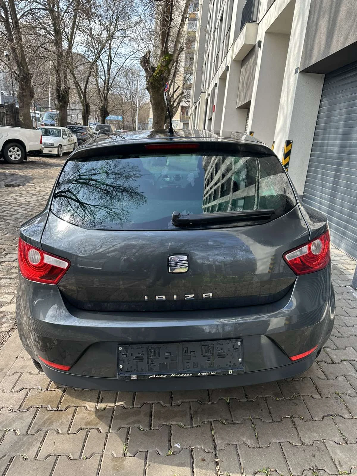 Seat Ibiza 1, 2, снимка 3 - Автомобили и джипове - 54768895