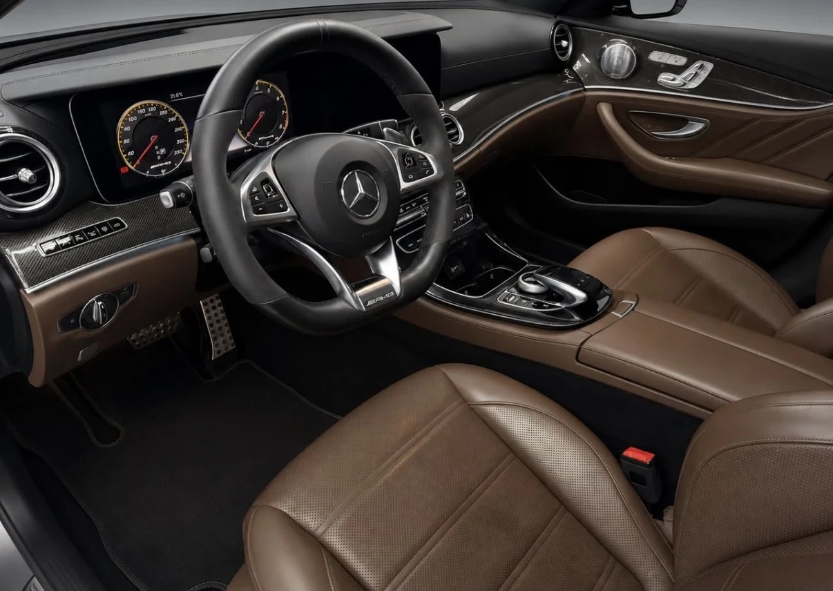 Mercedes-Benz E 63 AMG S * ОБДУХ * BURMESTER * DESIGNO * CARBON TRIM * , снимка 7 - Автомобили и джипове - 54825057