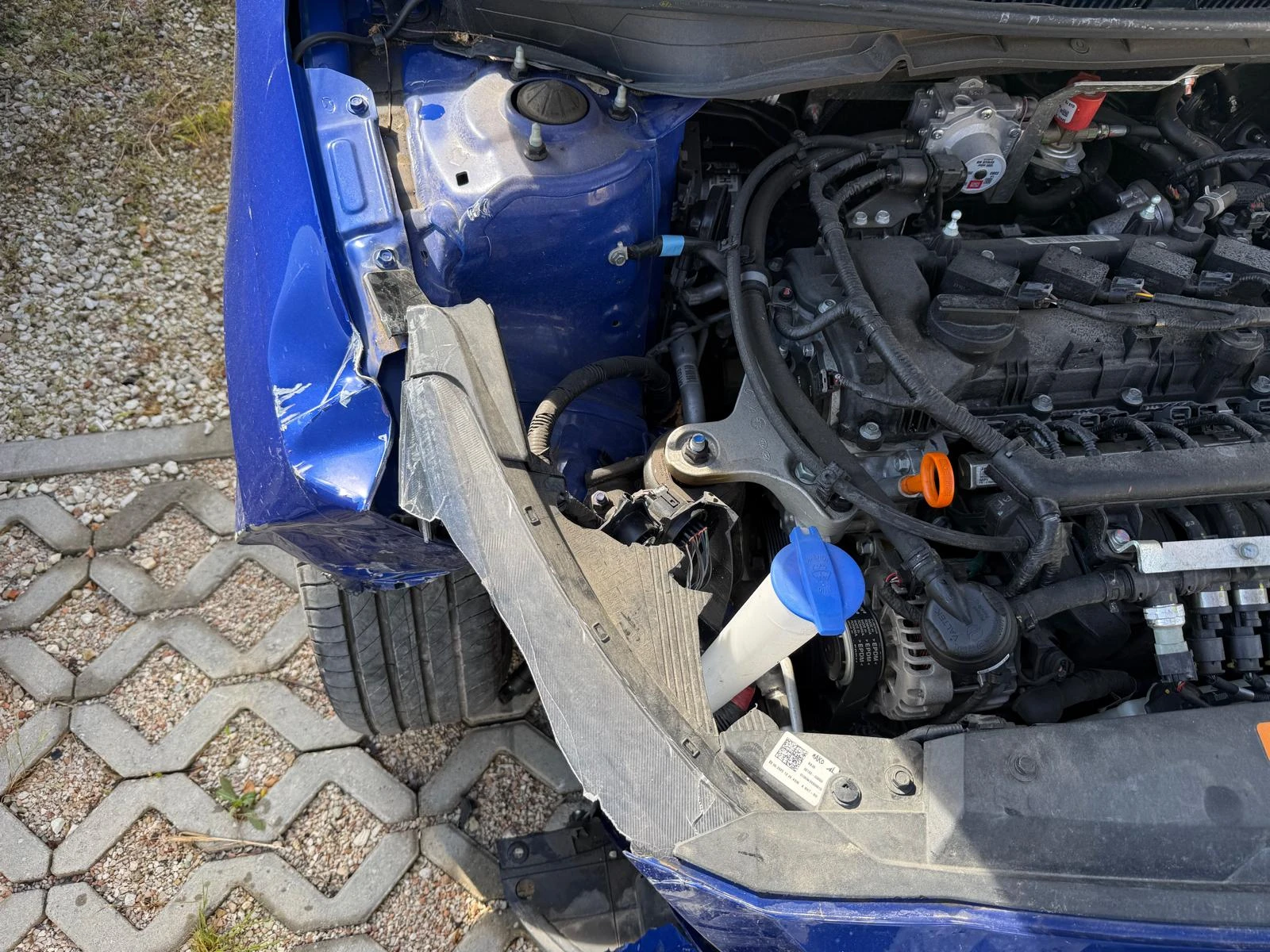 Hyundai I20, снимка 11 - Автомобили и джипове - 54953372
