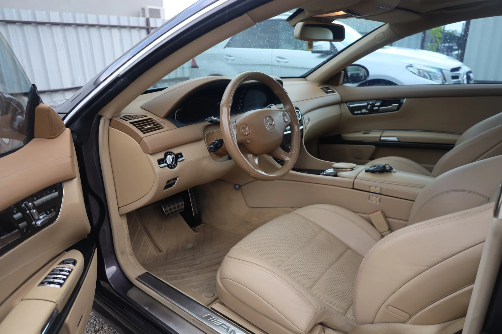 Mercedes-Benz CL 63 AMG AIR Distr HlK SoftClose NightVis KeyGoSitzKlim LPG, снимка 11 - Автомобили и джипове - 55067441
