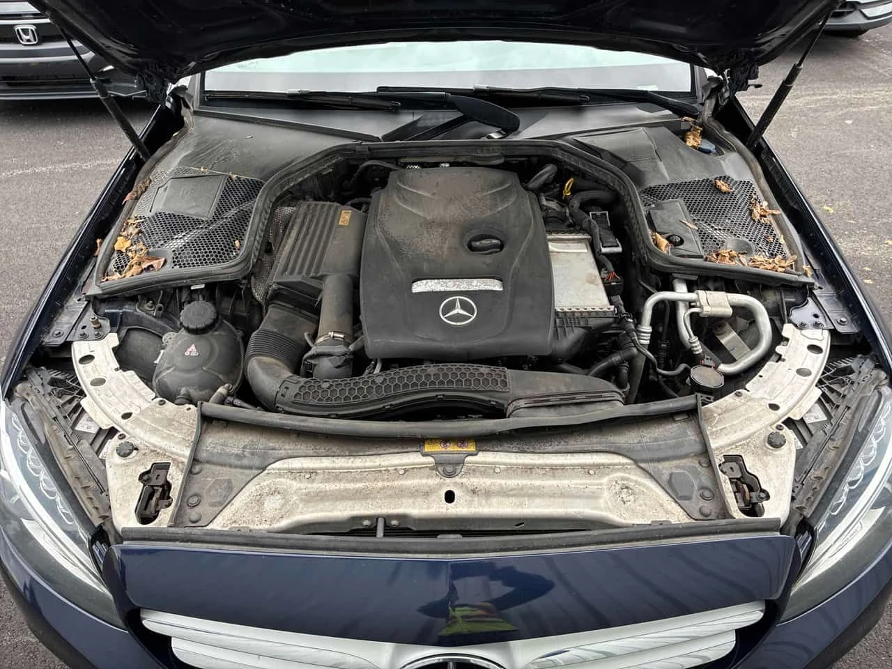 Mercedes-Benz C 300 * АВТОКРЕДИТ * ОТ ПРЕДСТАВИТЕЛСТВО, снимка 13 - Автомобили и джипове - 55069342