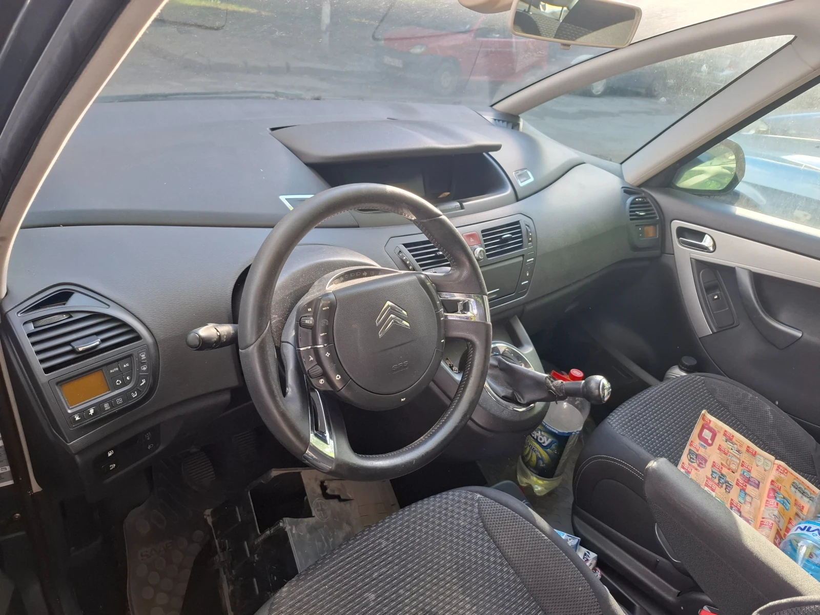 Citroen Grand C4 Picasso, снимка 3 - Автомобили и джипове - 55227404