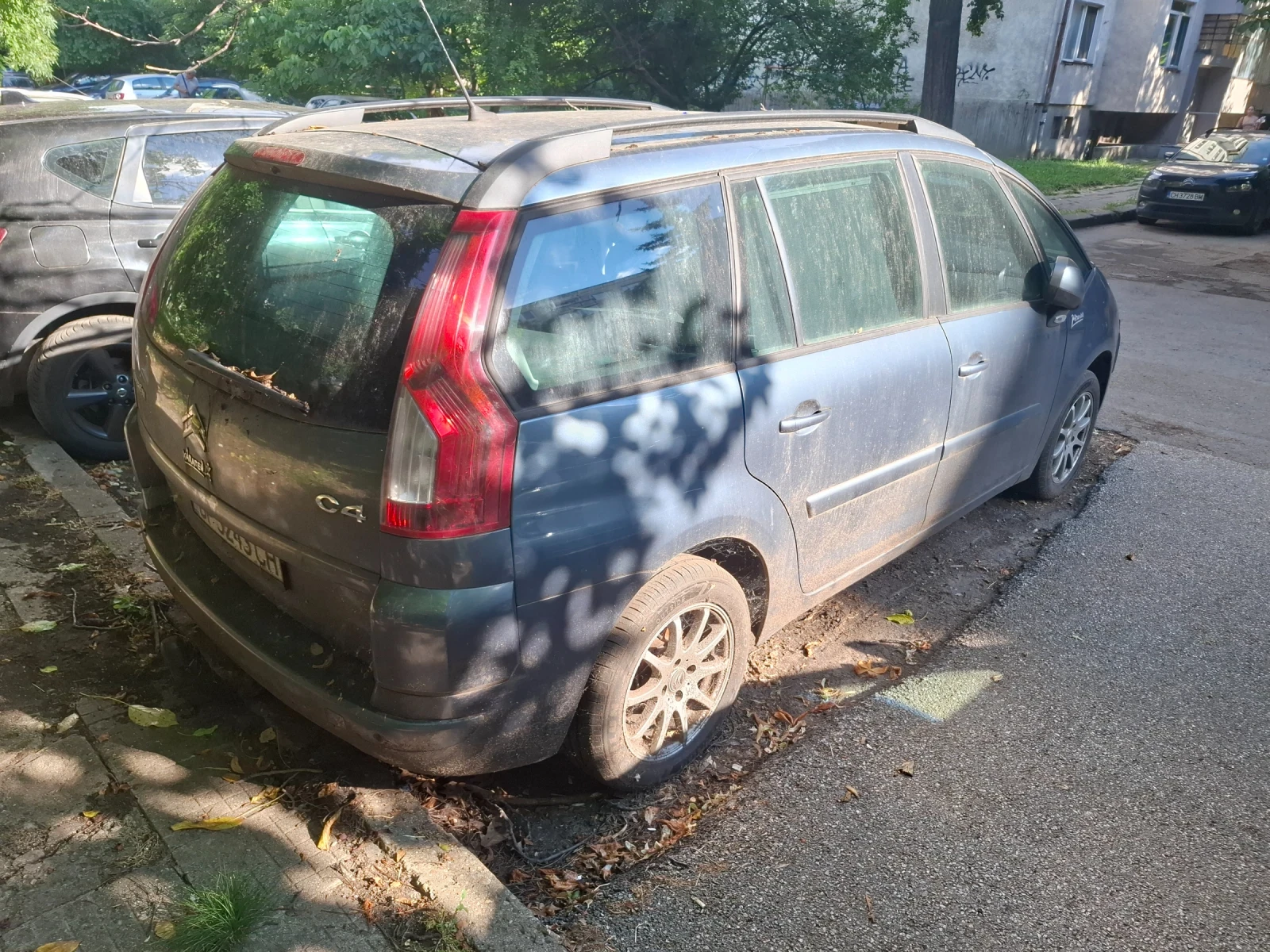 Citroen Grand C4 Picasso, снимка 7 - Автомобили и джипове - 55227404