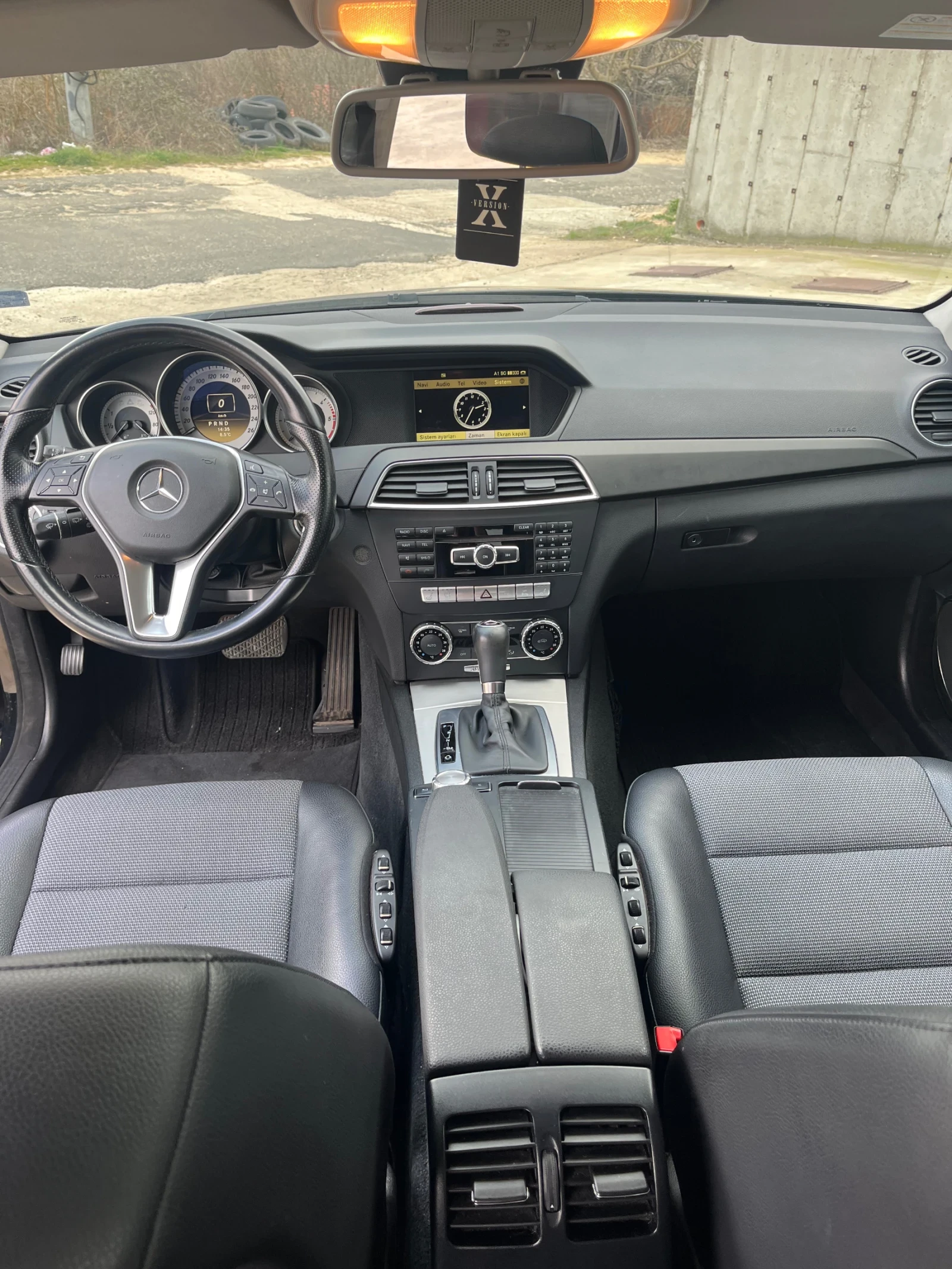 Mercedes-Benz C 220 Avantgarde, снимка 10 - Автомобили и джипове - 56247048