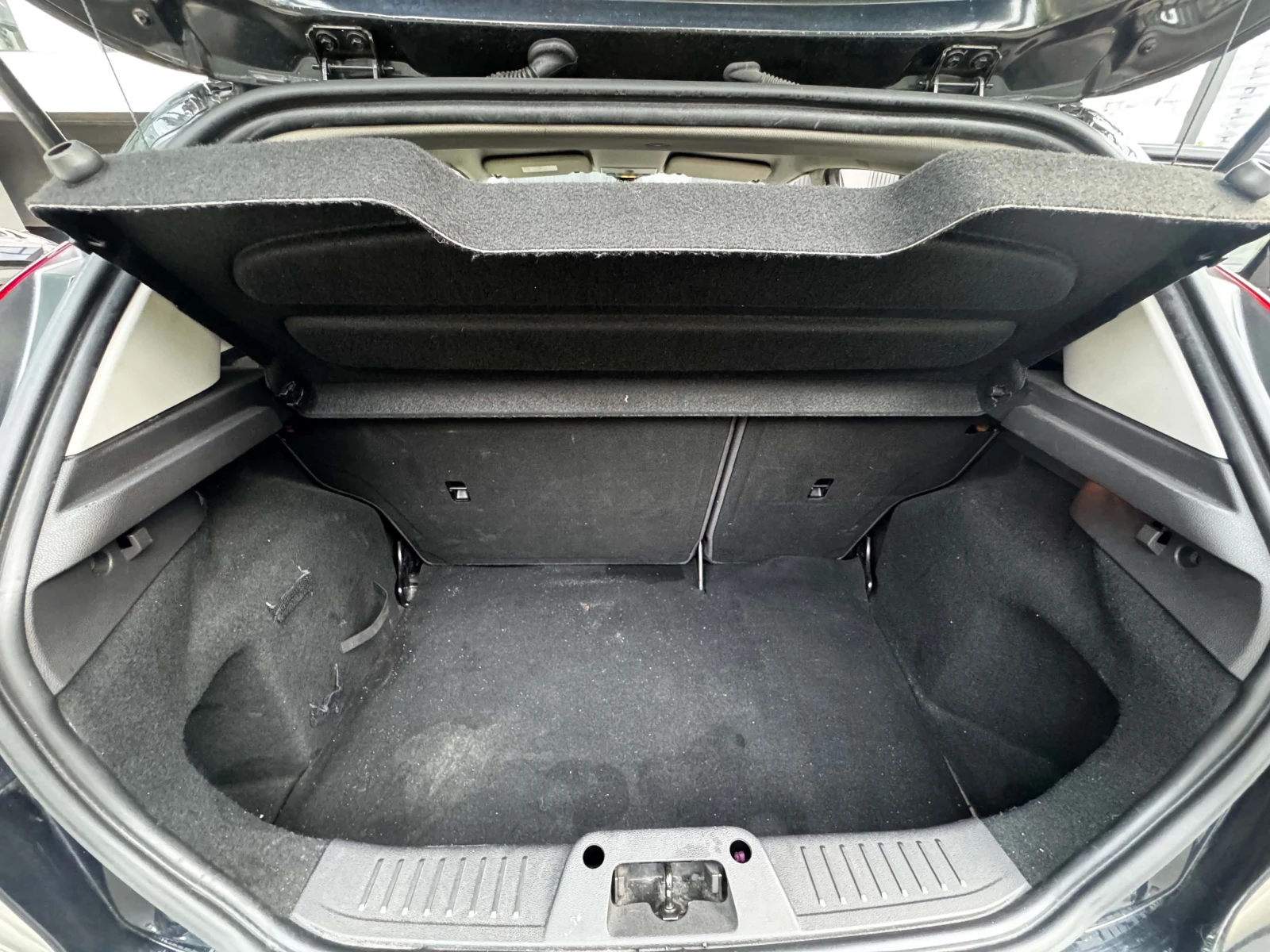 Ford Fiesta TITANIUM | 1.5 TDCi, снимка 13 - Автомобили и джипове - 56261813