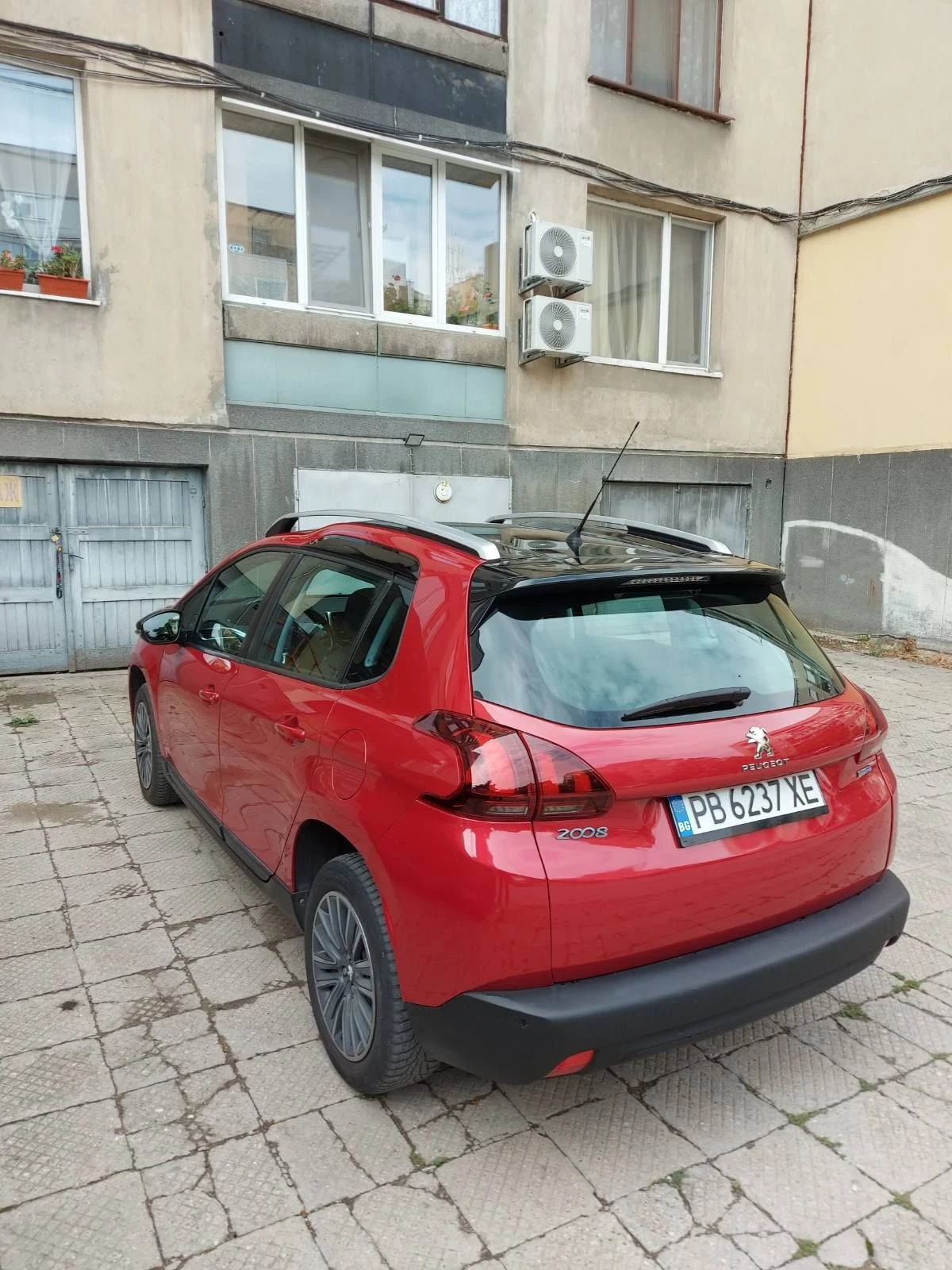 Peugeot 2008 1.6 eHDI / Euro 5B, снимка 4 - Автомобили и джипове - 56295731