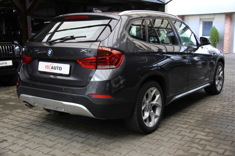BMW X1 Xdrive/Xline/BiXenon/Exclusive/Panorama, снимка 4 - Автомобили и джипове - 45408505