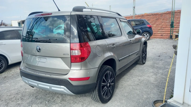 Skoda Yeti 1.2TSi-Face, 6 sk., снимка 4 - Автомобили и джипове - 47775530