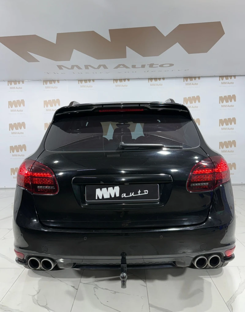 Porsche Cayenne V8 Turbo* Chrono* Burmester* Pano, снимка 5 - Автомобили и джипове - 51367842