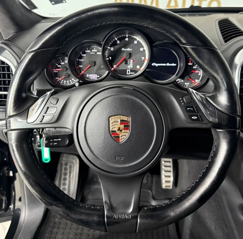 Porsche Cayenne V8 Turbo* Chrono* Burmester* Pano, снимка 12 - Автомобили и джипове - 51367842