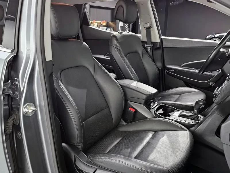 Hyundai Santa fe 2.0, снимка 10 - Автомобили и джипове - 54255456