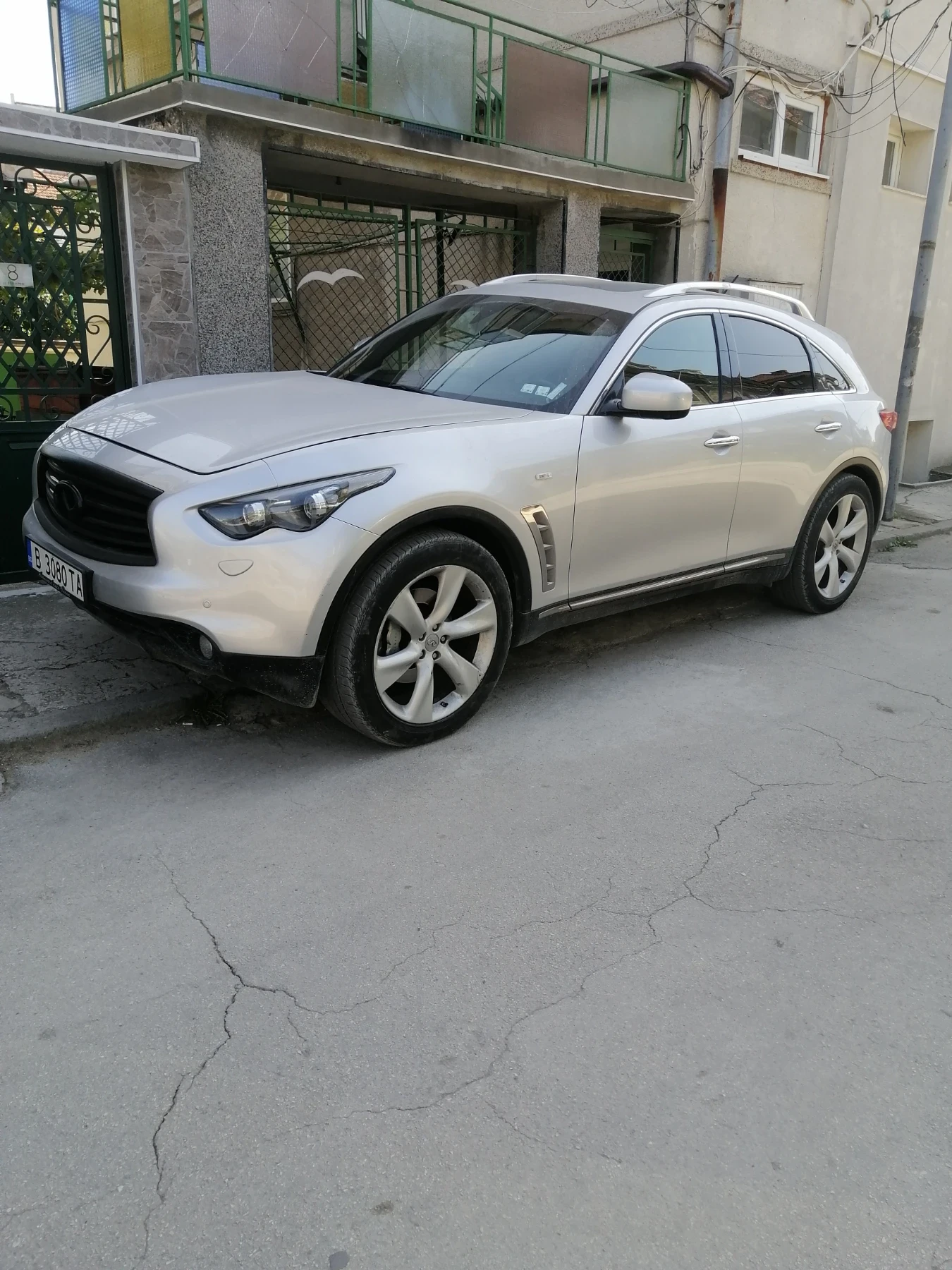 Infiniti Fx 35 Джип, снимка 1