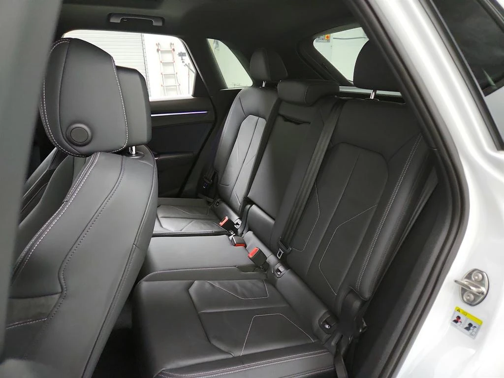 Audi Q3 QUATTRO * PREMIUMPLUS* S LINE * М.ТОЧКА * KEYLESS - изображение 8