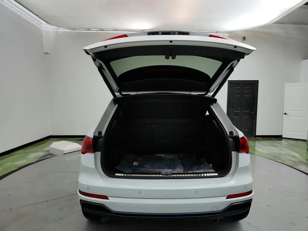 Audi Q3 QUATTRO * PREMIUMPLUS* S LINE * М.ТОЧКА * KEYLESS - изображение 6