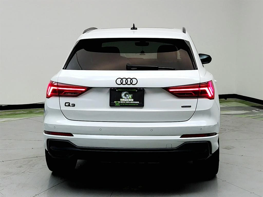 Audi Q3 QUATTRO * PREMIUMPLUS* S LINE * М.ТОЧКА * KEYLESS - изображение 4