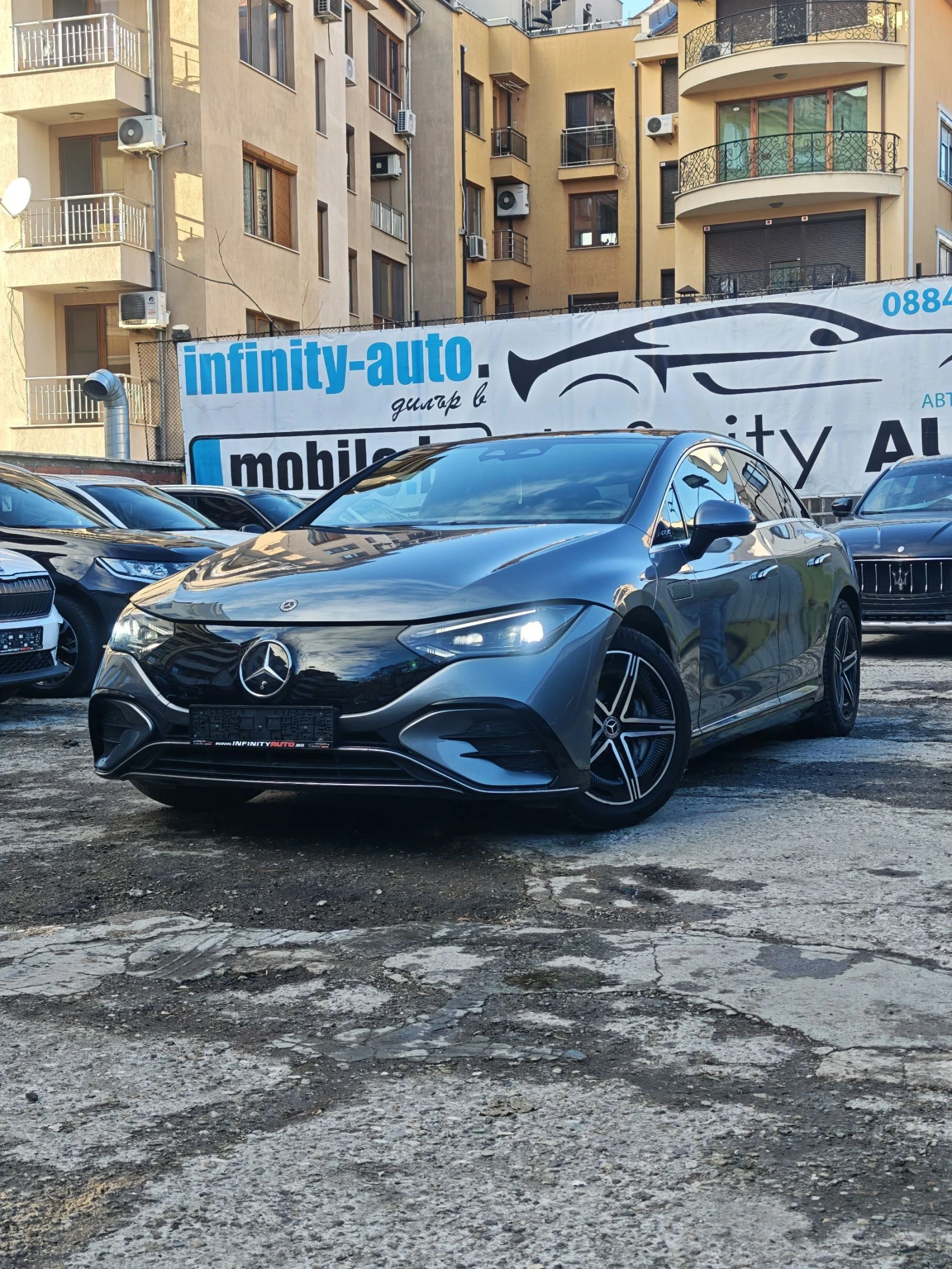 Mercedes-Benz EQE 350+ AMG, ПАНОРАМА, 360-КАМЕРА, ДИСТРОНИК, ФУЛЛ!  - изображение 2