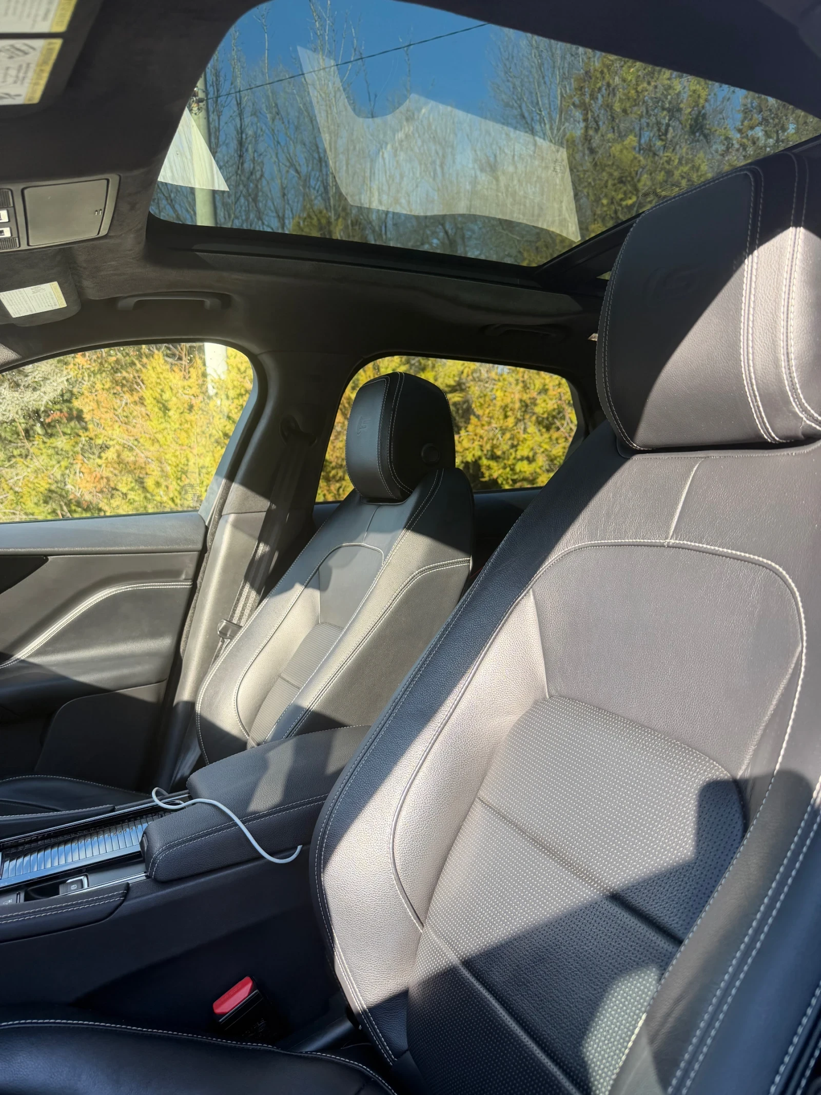 Jaguar F-PACE Jaguar F-Pace S 82300KM/ACC/Alcantara/ponorama/Ful | Mobile.bg � ����������� 9