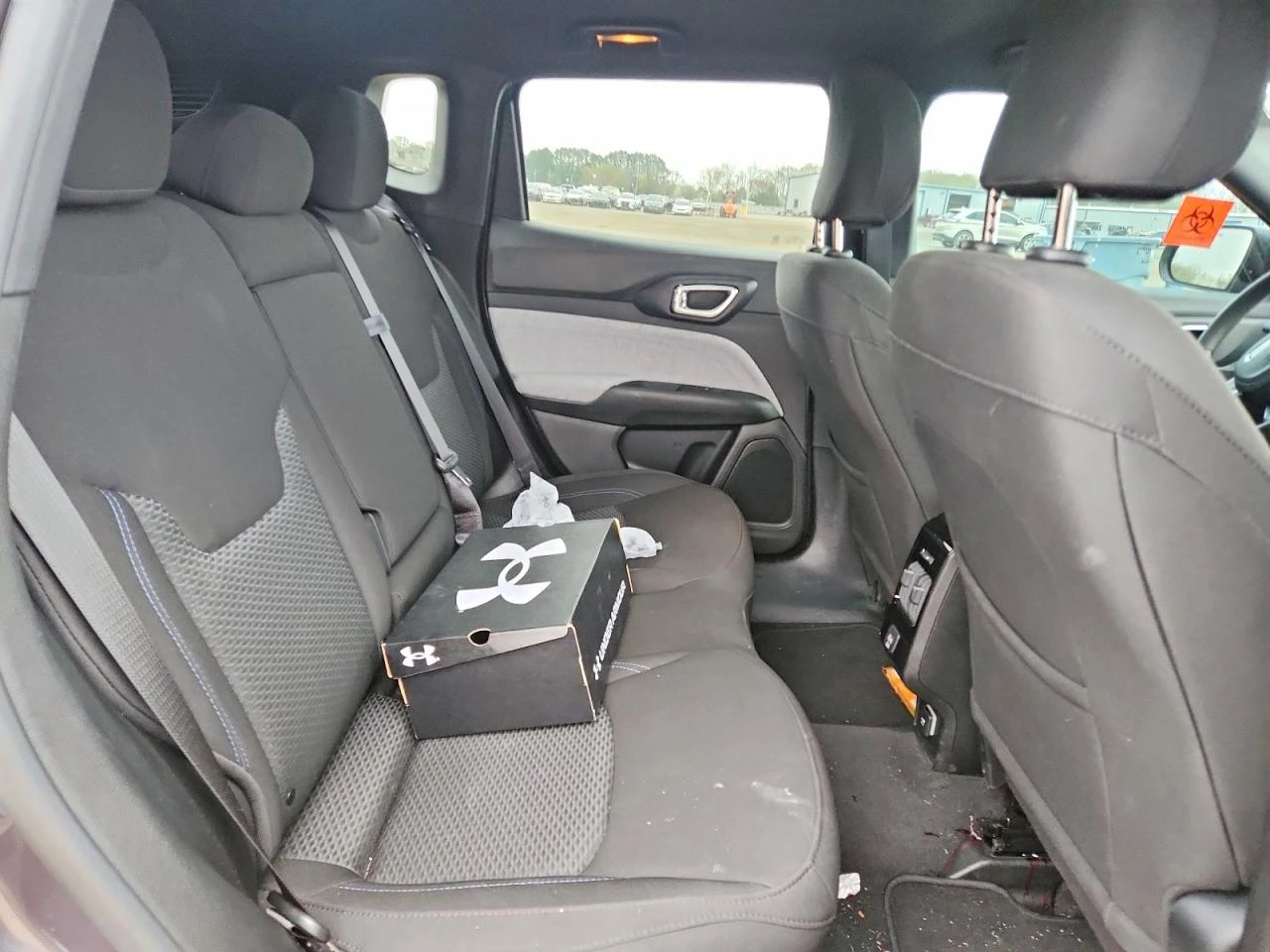 Jeep Compass 2.0* SPORT* РЕАЛНИ КМ, снимка 10 - Автомобили и джипове - 54083202