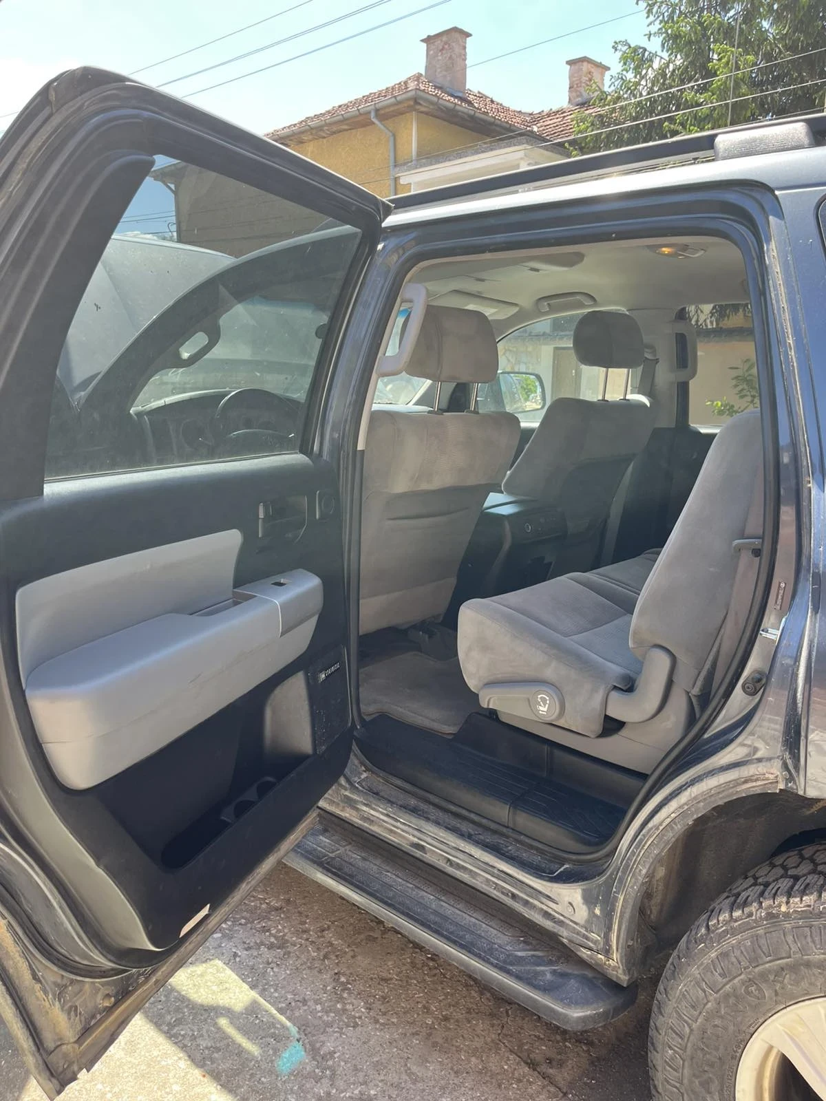 Toyota Sequoia, снимка 5 - Автомобили и джипове - 54840879
