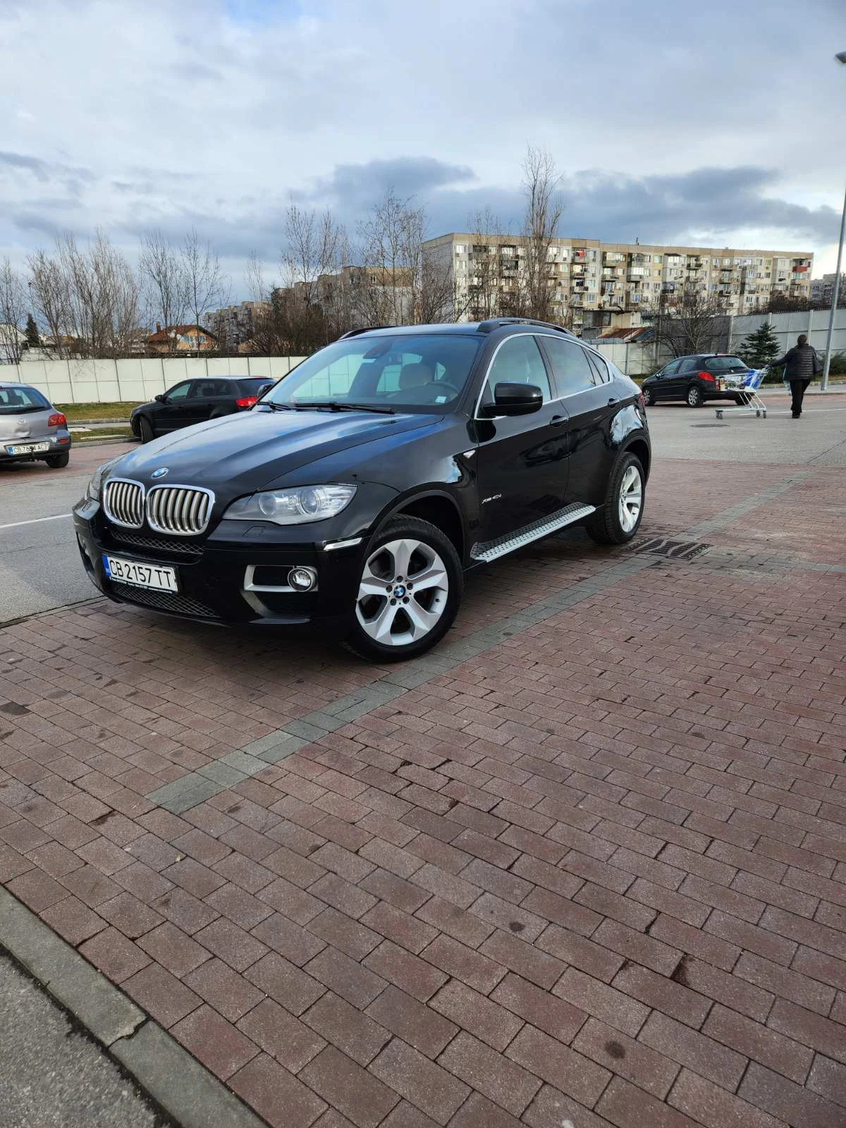 BMW X6 xDRIVE 40d ГАРАЖЕН, снимка 2 - Автомобили и джипове - 54905110