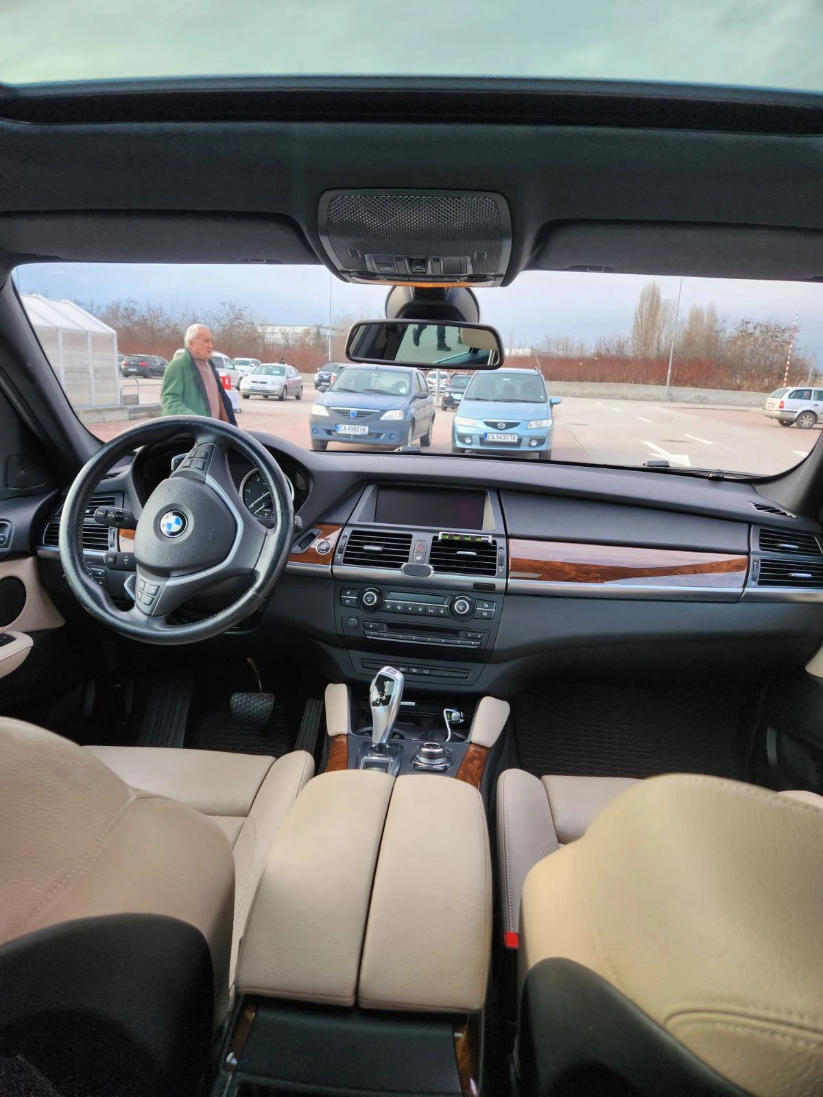 BMW X6 xDRIVE 40d ГАРАЖЕН, снимка 12 - Автомобили и джипове - 54905110