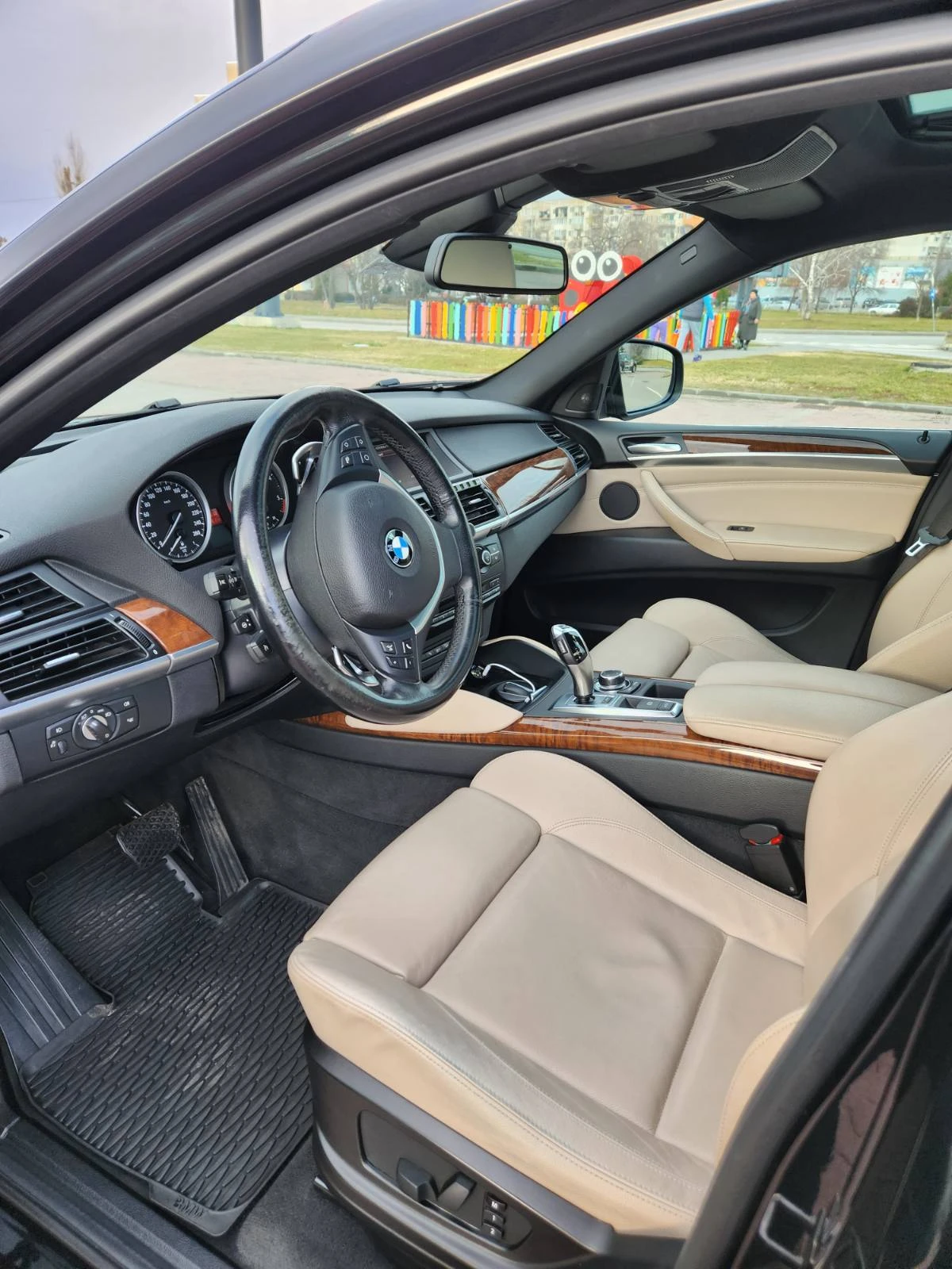 BMW X6 xDRIVE 40d ГАРАЖЕН, снимка 10 - Автомобили и джипове - 54905110
