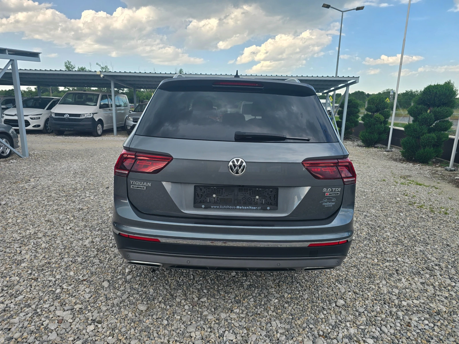 VW Tiguan 2.0TDI АВТОМАТИК ! ! МАКСИ ! ! 4 MOTION, снимка 4 - Автомобили и джипове - 54922916