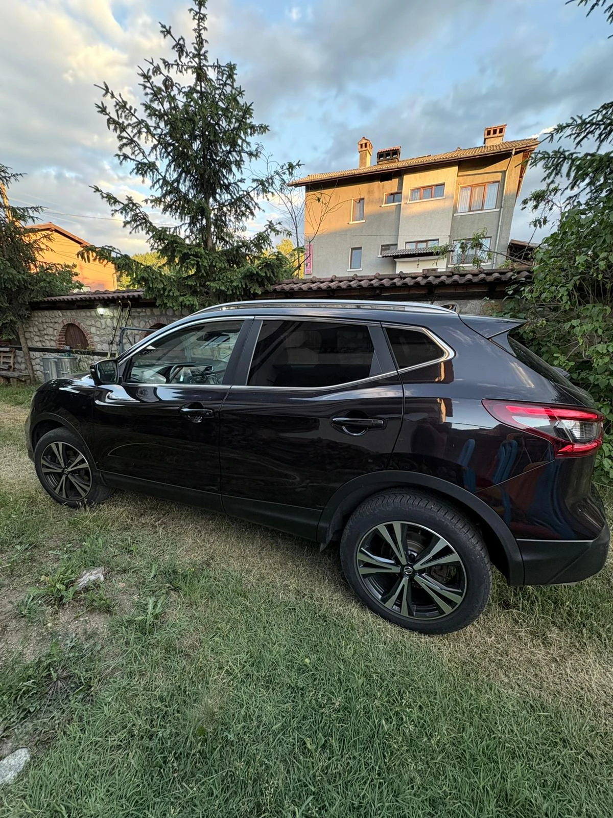 Nissan Qashqai 1.6 N-Connecta, снимка 3 - Автомобили и джипове - 54994434