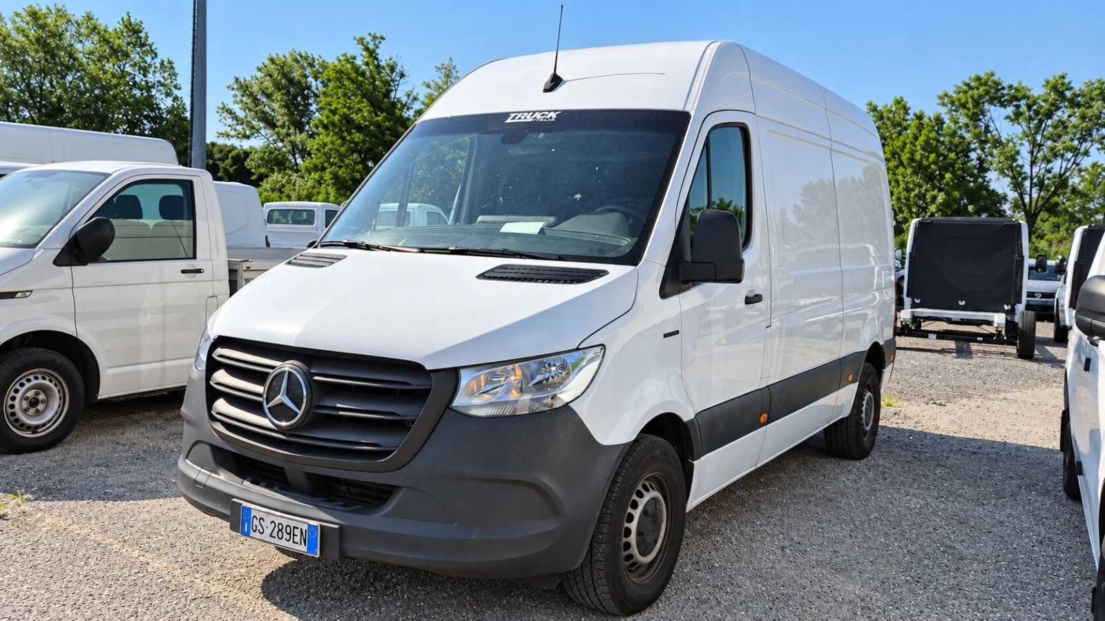 Mercedes-Benz Sprinter 311 eSprinter 55 kWh Камера Климатик Подгрев SlamLock, снимка 2 - Бусове и автобуси - 56160083