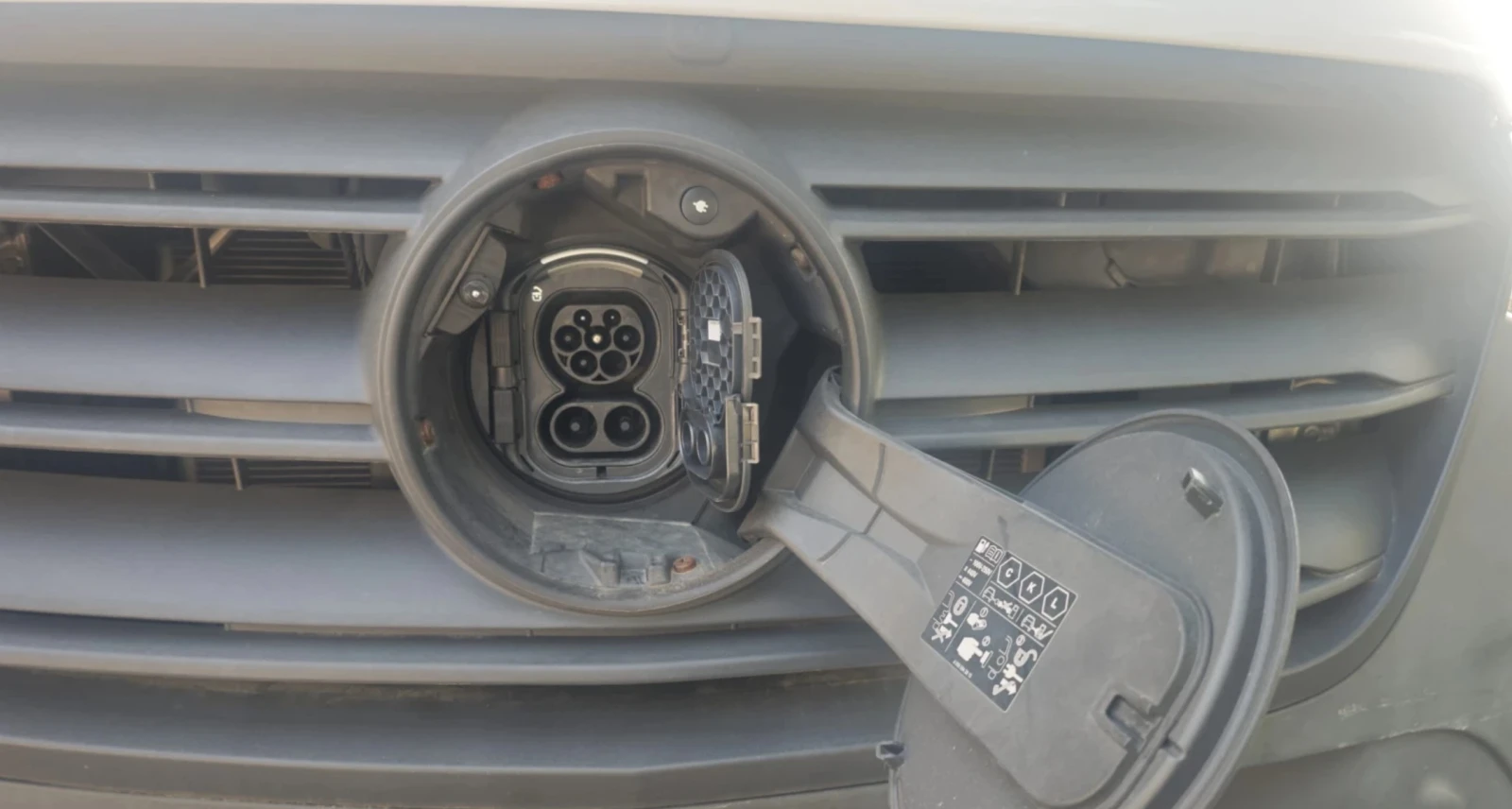 Mercedes-Benz Sprinter 311 eSprinter 55 kWh Камера Климатик Подгрев SlamLock, снимка 12 - Бусове и автобуси - 56160083