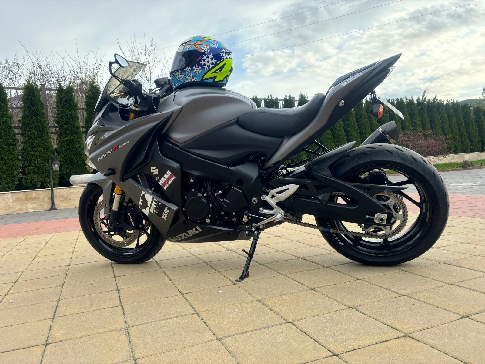 Suzuki Gsx 1000F - изображение 8