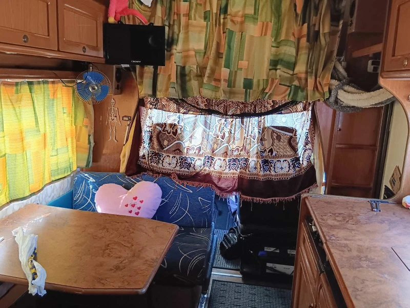 Кемпер Peugeot J5, снимка 16 - Каравани и кемпери - 52148901