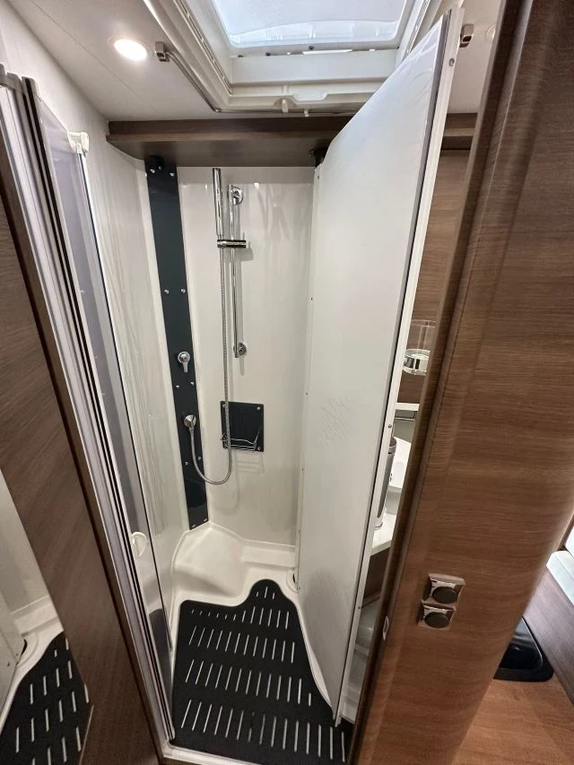 ������ Rapido 854F ��8 6 ����� | Mobile.bg � ����������� 7