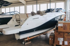 Лодка Quicksilver 555 Cabin, снимка 1