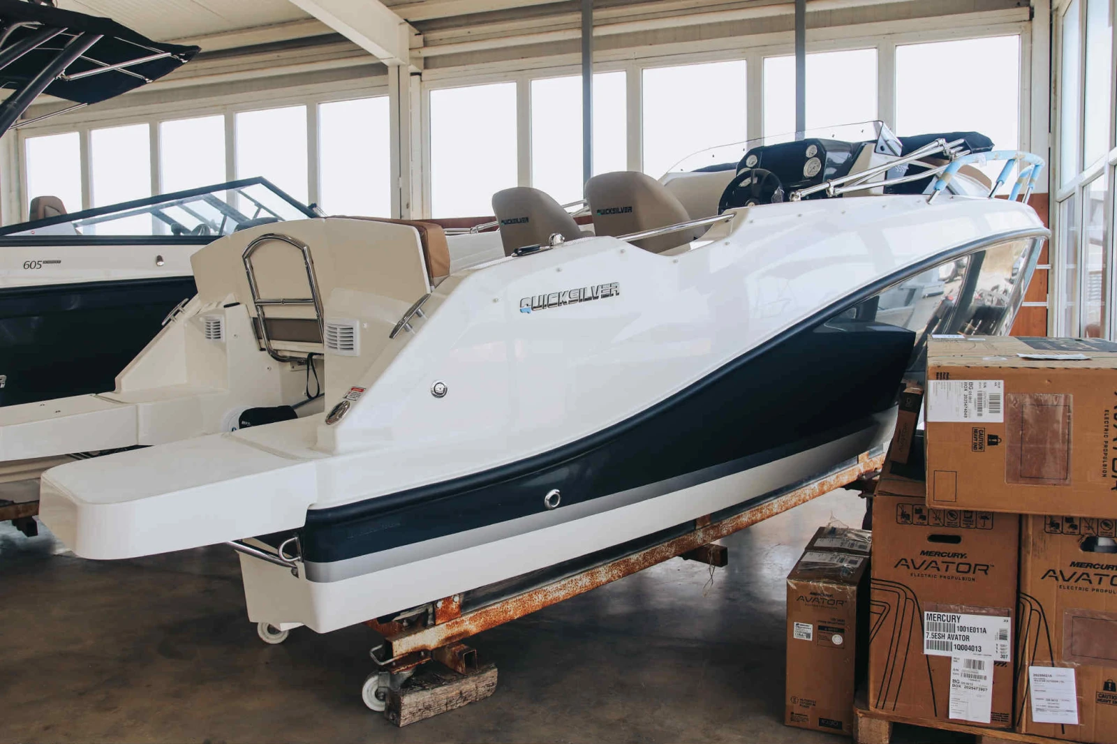  Quicksilver 555 Cabin | Mobile.bg   1