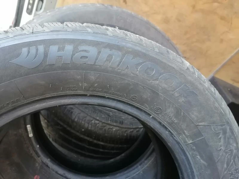 Гуми Зимни 235/60R16, снимка 6 - Гуми и джанти - 29589819