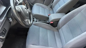 VW Touran Style 2.0TDI 140кс 7Места Германия ТОП, снимка 13