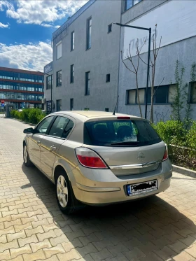 Opel Astra - 2900 € / 5671.91 лв. - 76877580 2