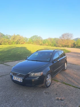 ������ Volvo V50