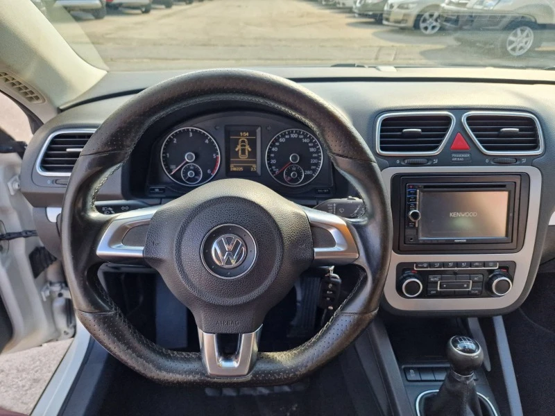 VW Scirocco 2.0 DISEL, снимка 11 - Автомобили и джипове - 46472768