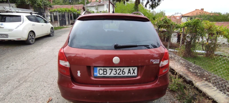 Skoda Fabia 1.4, снимка 6 - Автомобили и джипове - 47391597