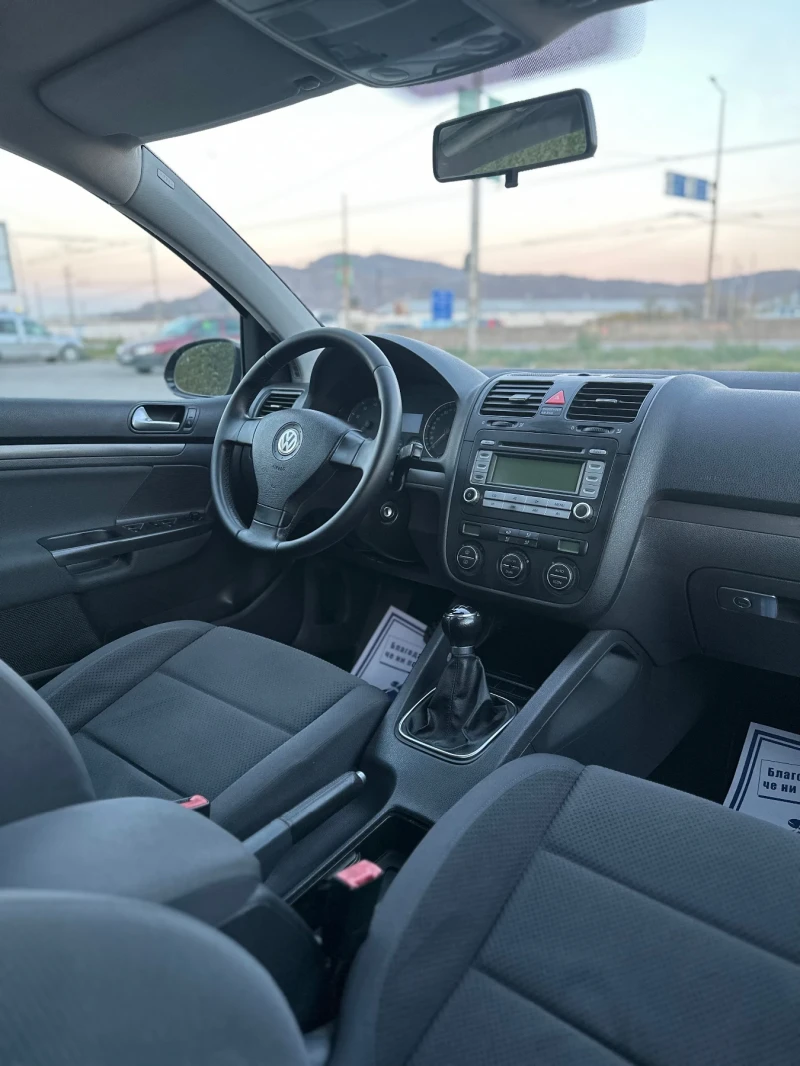 VW Golf 1.6i Газ- Италия, снимка 12 - Автомобили и джипове - 48160857