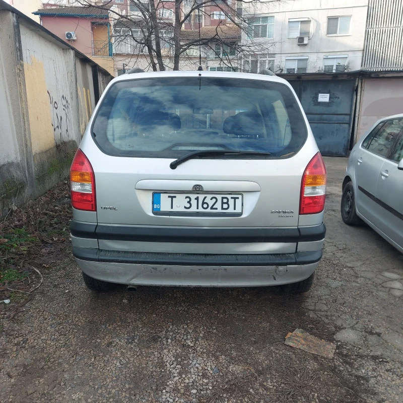 Opel Zafira 2.0 DTI , снимка 8 - Автомобили и джипове - 48602663