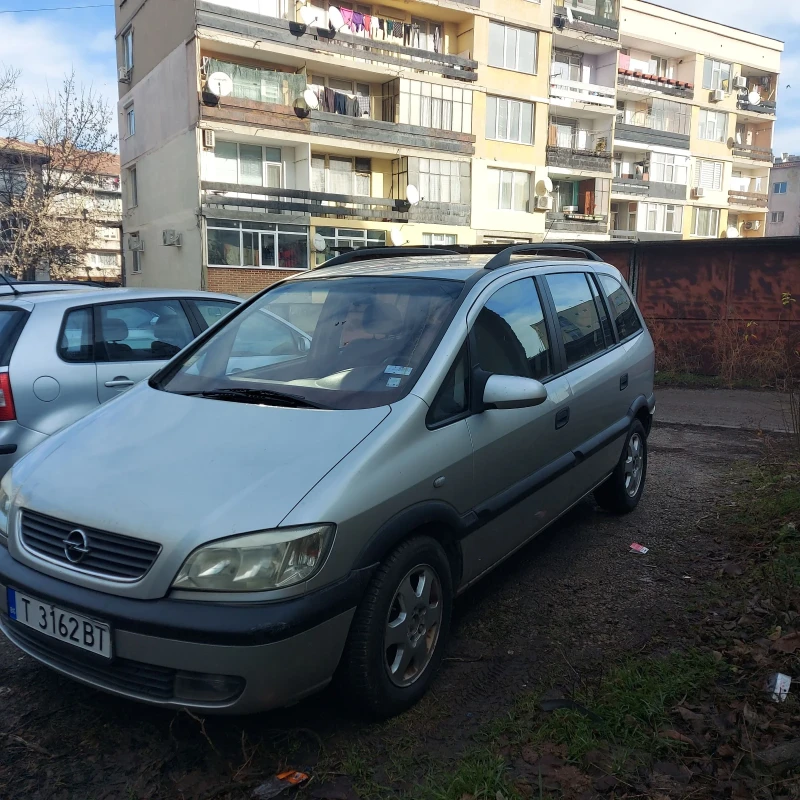 Opel Zafira 2.0 DTI , снимка 3 - Автомобили и джипове - 48602663