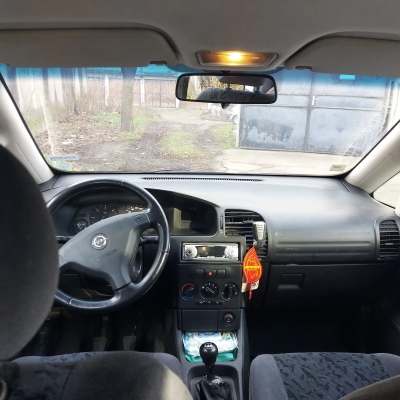 Opel Zafira 2.0 DTI , снимка 6 - Автомобили и джипове - 48602663